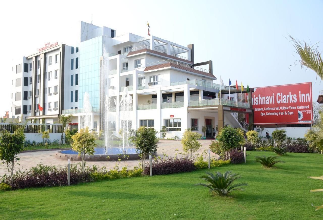 Vaishnavi Clarks Inn Buxar Exterior photo